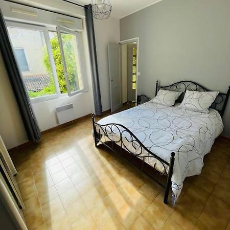 Chez Leo I - Appartement T2 Proche Tricastin Bollène Extérieur photo